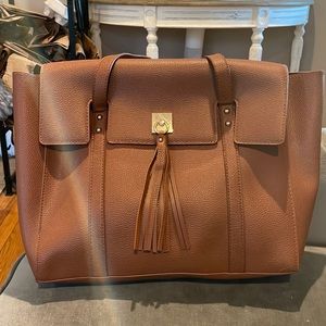Large tote